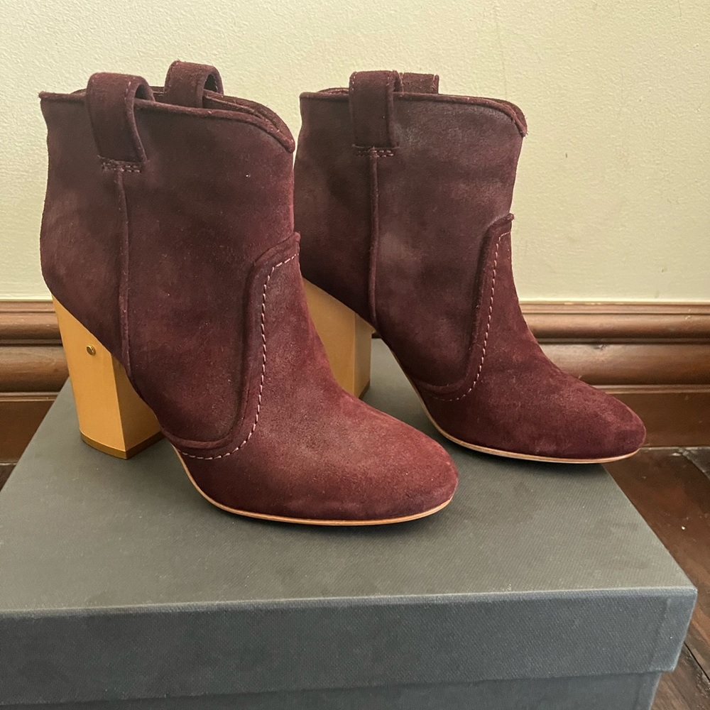 Laurence Dacade western style bootie.